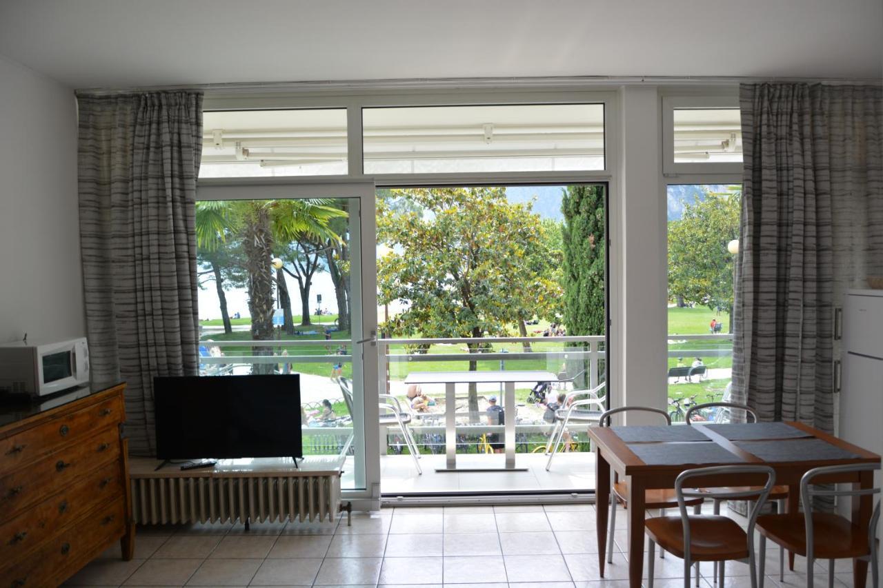 Terrazza Sul Lago Riva del Garda Ngoại thất bức ảnh
